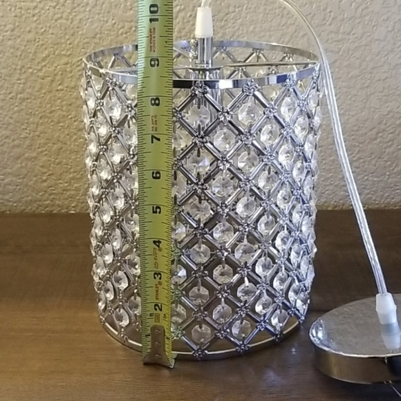 Chandelier & two end table lamps Set - Picture 5 of 7